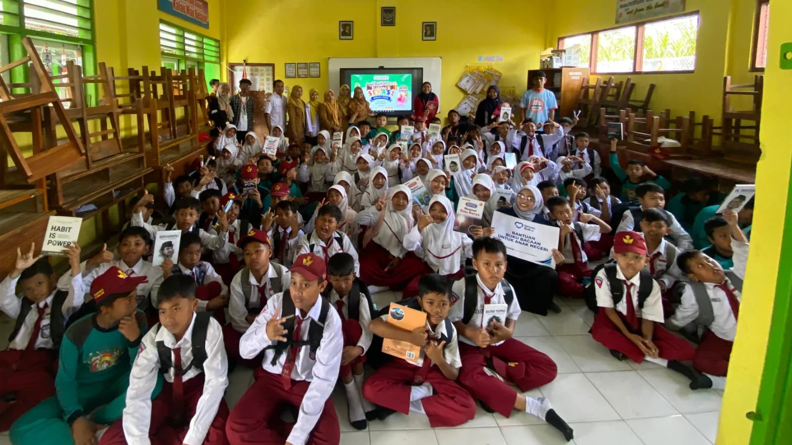 Kolaborasi Kebaikan Laksanakan Sekolah Literasi di Lumajang
