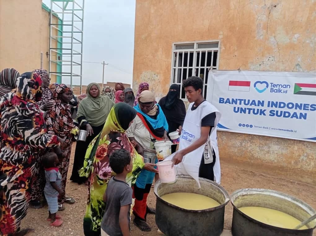 Teman Baik Salurkan 2.100 Porsi Makanan Hangat untuk Warga Sudan